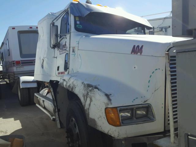 1FUWDSEA0YLF19809 - 2000 FREIGHTLINER CONVENTION WHITE photo 1