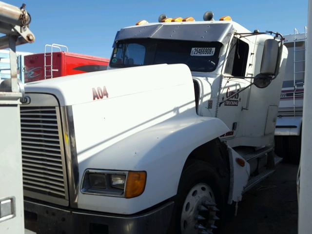 1FUWDSEA0YLF19809 - 2000 FREIGHTLINER CONVENTION WHITE photo 2