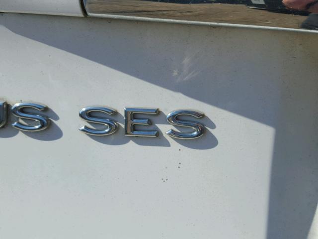 1FAFP55U41A232486 - 2001 FORD TAURUS SES WHITE photo 9