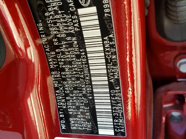 4T1BD1FK3HU216341 - 2017 TOYOTA CAMRY HYBR RED photo 10