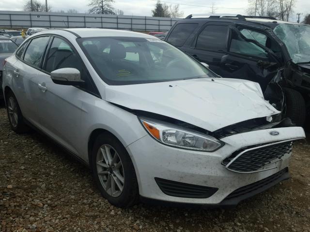 1FADP3F27GL245660 - 2016 FORD FOCUS SE WHITE photo 1