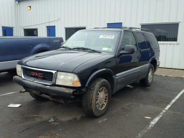 1GKDT13W9W2525476 - 1998 GMC JIMMY BLACK photo 2