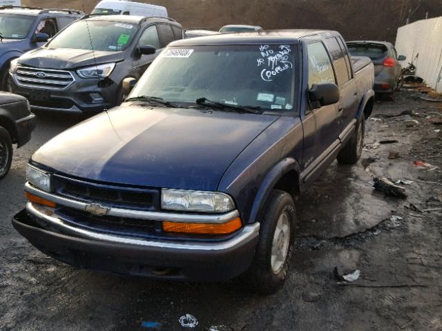 1GCDT13W11K260430 - 2001 CHEVROLET S TRUCK S1 BLUE photo 2