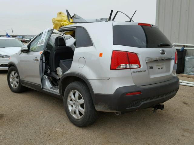 5XYKTDA23DG388669 - 2013 KIA SORENTO LX SILVER photo 3