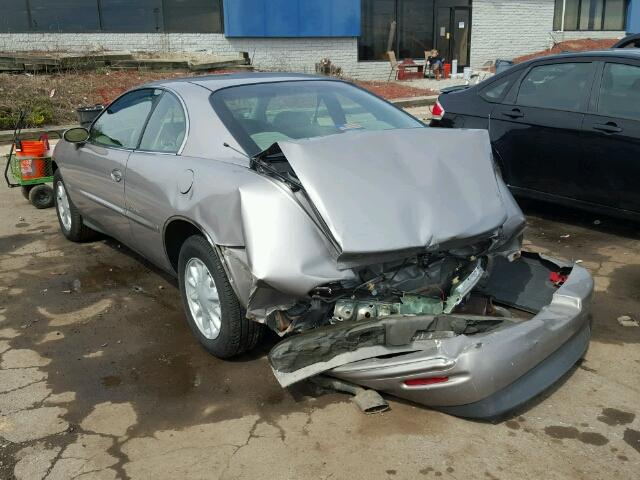 1G4GD2213T4712662 - 1996 BUICK RIVIERA GRAY photo 3