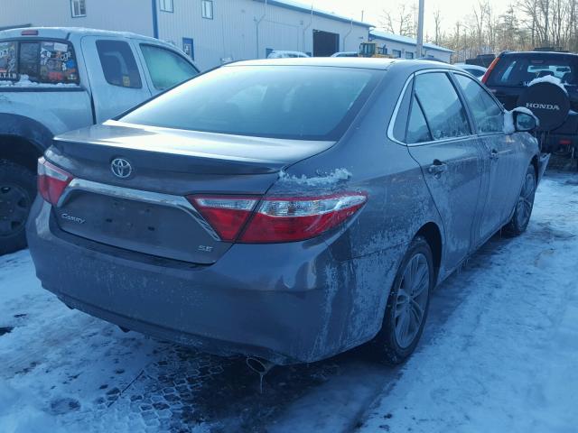 4T1BF1FK0HU352582 - 2017 TOYOTA CAMRY LE GRAY photo 4