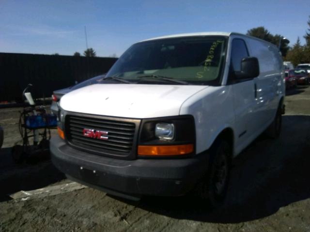 1GTGG25V561191394 - 2006 GMC SAVANA G25 WHITE photo 2