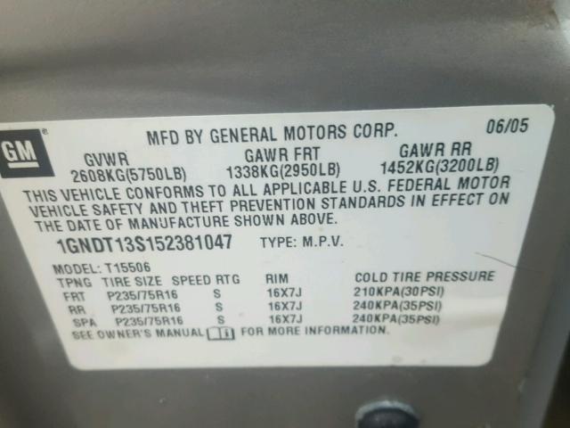 1GNDT13S152381047 - 2005 CHEVROLET TRAILBLAZE GRAY photo 10