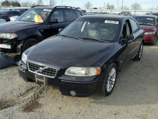 YV1RS547552429937 - 2005 VOLVO S60 T5 BLACK photo 2