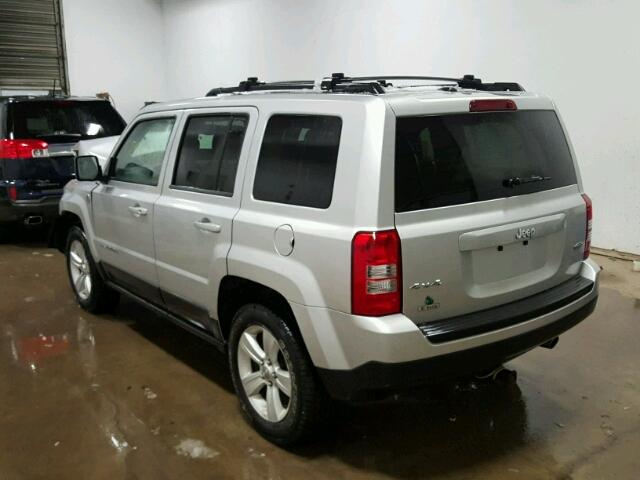 1C4NJRFB5ED514474 - 2014 JEEP PATRIOT LA SILVER photo 3