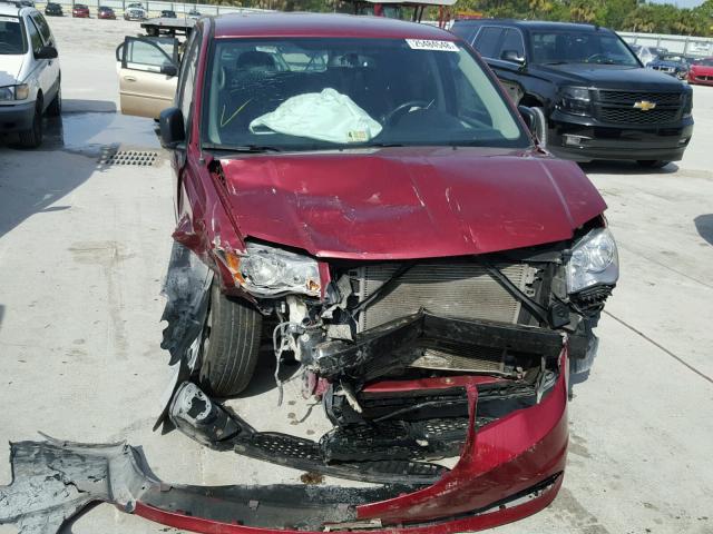 2C4RDGBG6ER345304 - 2014 DODGE GRAND CARA RED photo 9