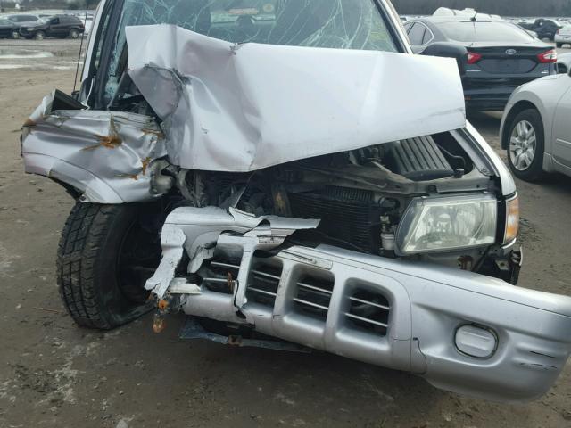 4S2CK58W434312563 - 2003 ISUZU RODEO S SILVER photo 7