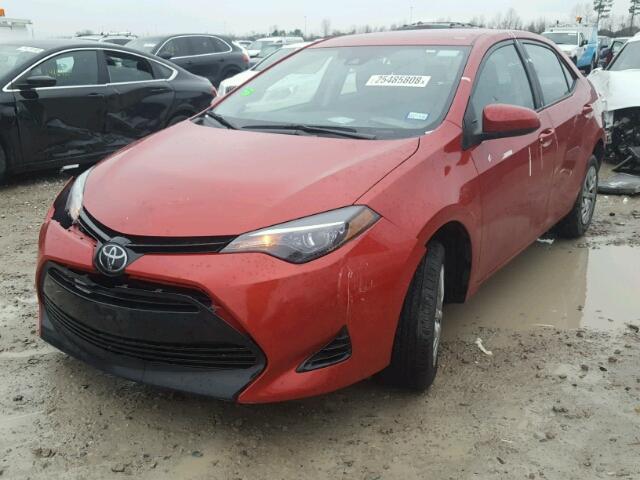 5YFBURHE2HP659930 - 2017 TOYOTA COROLLA L RED photo 2