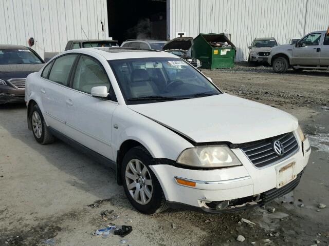 WVWPH63B61P273640 - 2001 VOLKSWAGEN PASSAT GLS WHITE photo 1