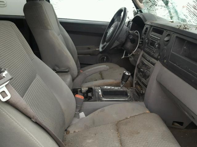 1J8HG48K46C203937 - 2006 JEEP COMMANDER RED photo 5