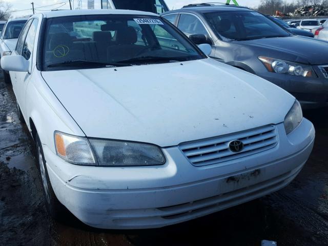 4T1BG22K7WU265588 - 1998 TOYOTA CAMRY CE WHITE photo 9