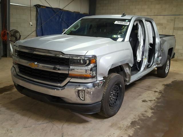 1GCVKREH9HZ145032 - 2017 CHEVROLET SILVERADO SILVER photo 2