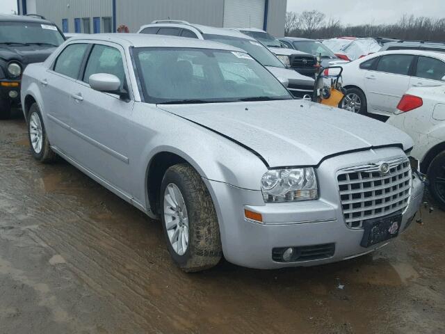 2C3KA53G56H458332 - 2006 CHRYSLER 300 TOURIN SILVER photo 1