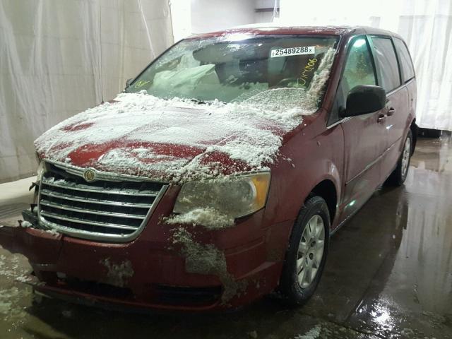 2A8HR44E89R574637 - 2009 CHRYSLER TOWN & COU RED photo 2