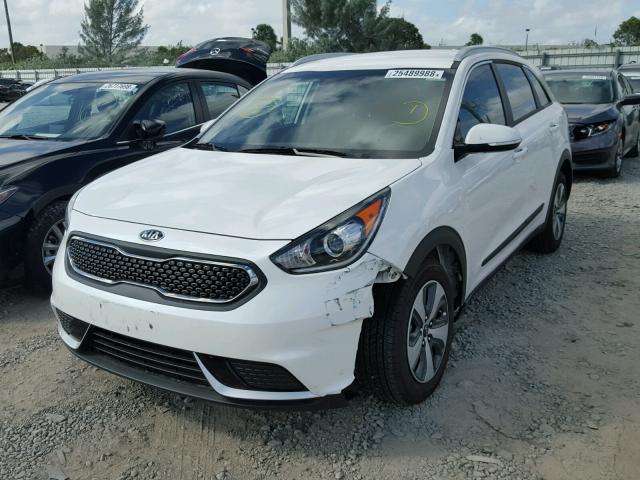 KNDCB3LC0J5136650 - 2018 KIA NIRO FE WHITE photo 2