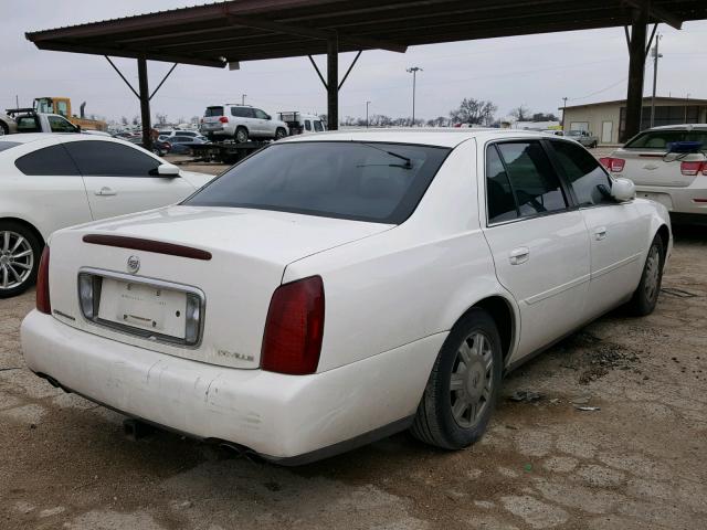 1G6KD54Y43U100998 - 2003 CADILLAC DEVILLE WHITE photo 4