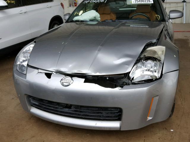 JN1AZ34E13T007580 - 2003 NISSAN 350Z COUPE SILVER photo 9