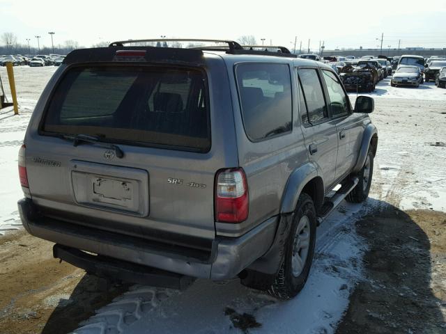 JT3HN86R020374883 - 2002 TOYOTA 4RUNNER SR GRAY photo 4