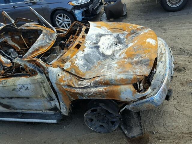 JT3HN86R819054835 - 2001 TOYOTA 4RUNNER SR BURN photo 9