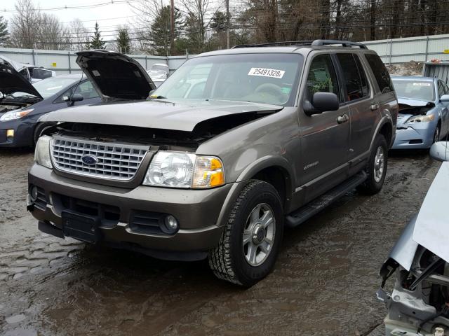 1FMDU75W92ZA95857 - 2002 FORD EXPLORER L BROWN photo 2