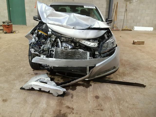 1G11B5SL3FF100420 - 2015 CHEVROLET MALIBU LS ვერცხლისფერი ფოტო 7