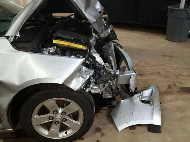 1G11B5SL3FF100420 - 2015 CHEVROLET MALIBU LS ვერცხლისფერი ფოტო 9