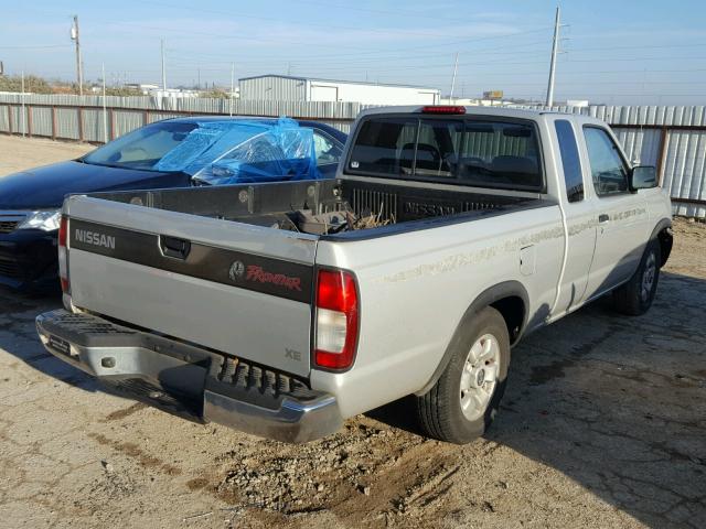 1N6DD26S0WC362263 - 1998 NISSAN FRONTIER K SILVER photo 4