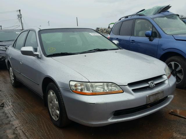 JHMCG6659YC036163 - 2000 HONDA ACCORD LX SILVER photo 1