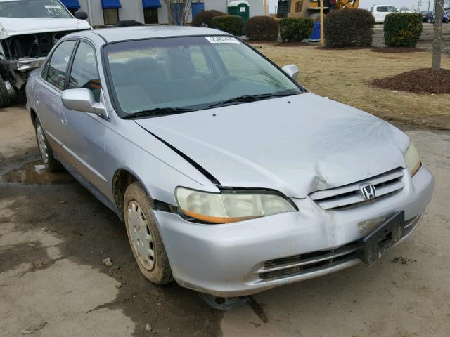 1HGCG56411A145075 - 2001 HONDA ACCORD LX SILVER photo 1