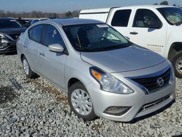 3N1CN7APXHK442066 - 2017 NISSAN VERSA S SILVER photo 1