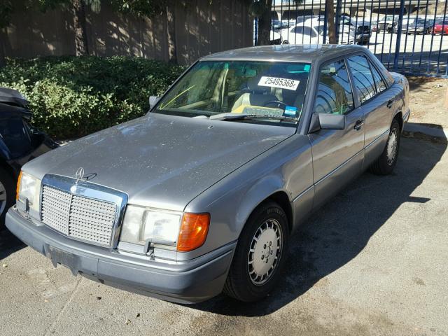 WDBEA30DXMB375894 - 1991 MERCEDES-BENZ 300 E SILVER photo 2