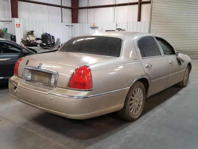 1LNHM81W54Y670798 - 2004 LINCOLN TOWN CAR E GOLD photo 4