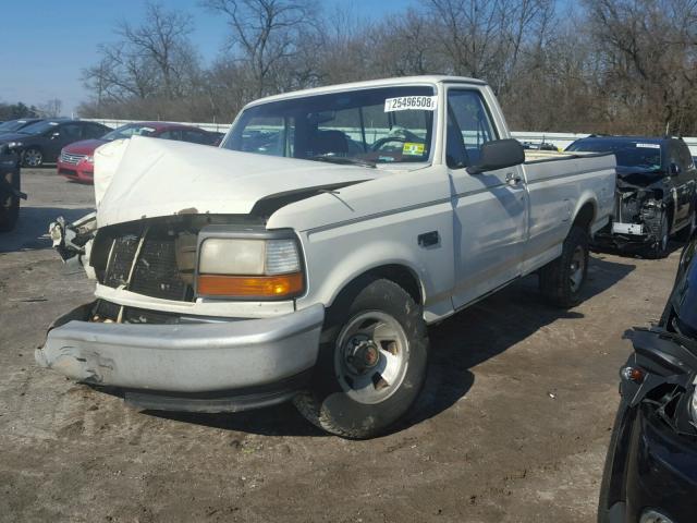 1FTEF15Y8RNA86926 - 1994 FORD F150 WHITE photo 2