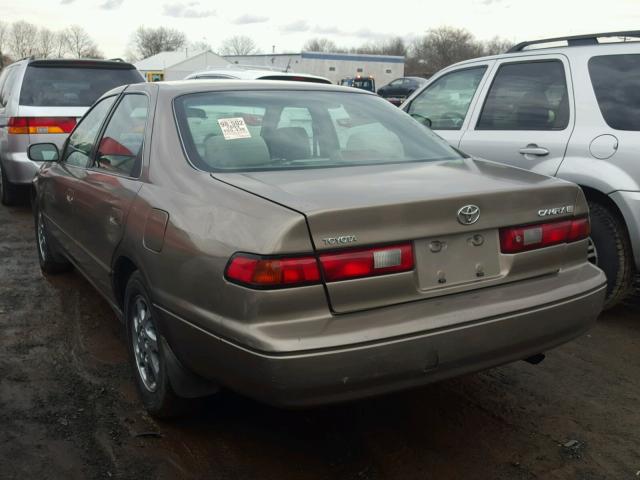 JT2BF22K2X0219465 - 1999 TOYOTA CAMRY LE BEIGE photo 3