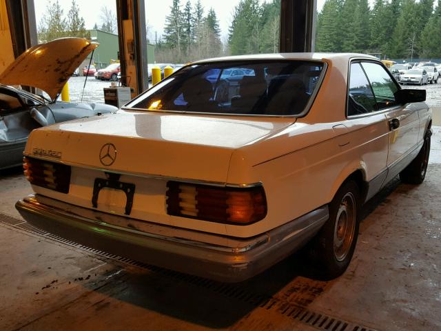 WDBCA44D8FA099697 - 1985 MERCEDES-BENZ 500 SEC WHITE photo 4