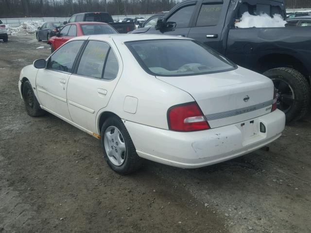 1N4DL01D41C193012 - 2001 NISSAN ALTIMA XE WHITE photo 3