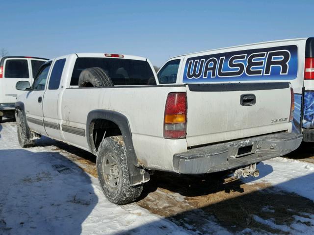 1GCGK29U3YE307848 - 2000 CHEVROLET SILVERADO WHITE photo 3