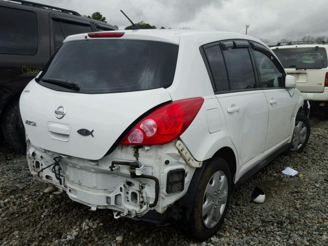 3N1BC13E89L457087 - 2009 NISSAN VERSA S WHITE photo 4