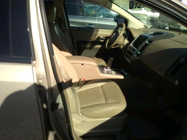 2FMDK38C67BA55097 - 2007 FORD EDGE SEL BEIGE photo 5