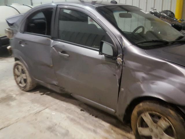 KL1TD56E69B627277 - 2009 CHEVROLET AVEO LS GRAY photo 9