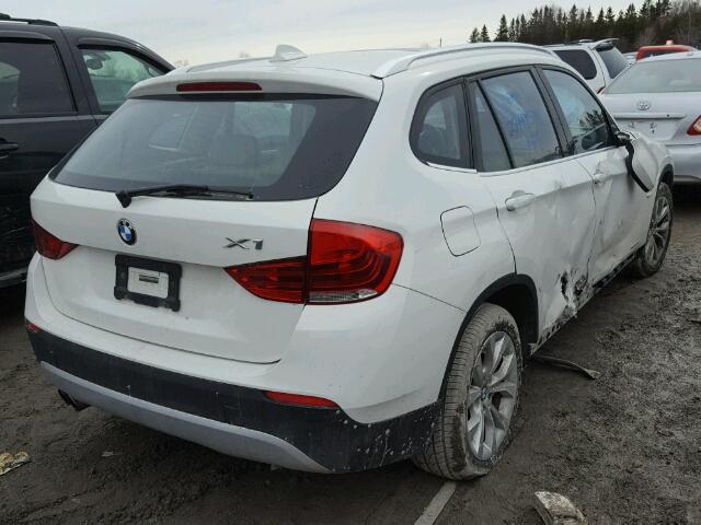 WBAVL1C57CVM57256 - 2012 BMW X1 XDRIVE2 WHITE photo 4