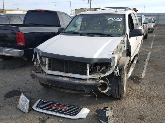 1GKDT13S972277857 - 2007 GMC ENVOY WHITE photo 2