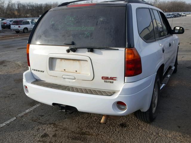 1GKDT13S972277857 - 2007 GMC ENVOY WHITE photo 4