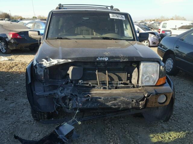 1J8HG48K67C695873 - 2007 JEEP COMMANDER BLACK photo 9