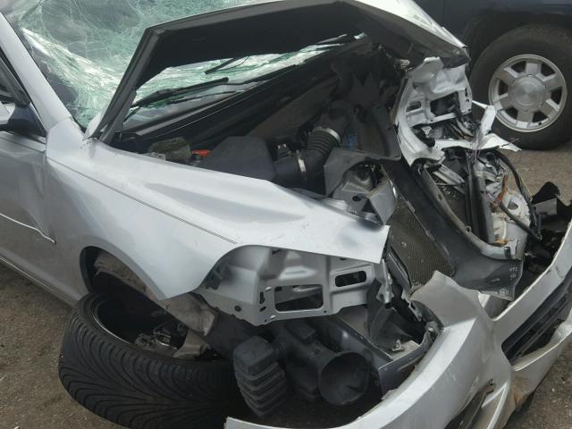 1G1ZC5EB8AF145042 - 2010 CHEVROLET MALIBU 1LT 银色 照片 9